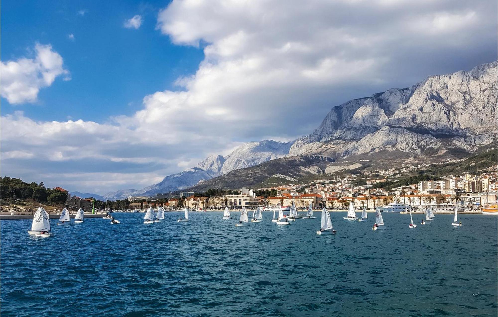 Nice Apartment In Makarska With House Sea View Esterno foto